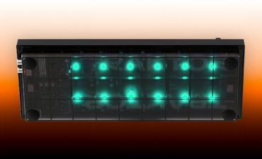 NATIVE INSTRUMENTS TRAKTOR KONTROL Z1 MK2.jpg 1456.jpg