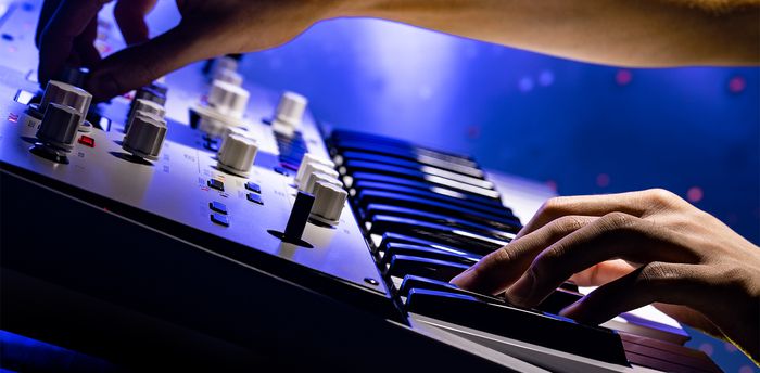 KORG KingKORG NEO.jpg 972.jpg