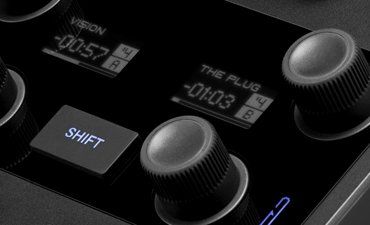 DJ контроллер NATIVE INSTRUMENTS TRAKTOR KONTROL X1 MK3.jpg 1427.jpg
