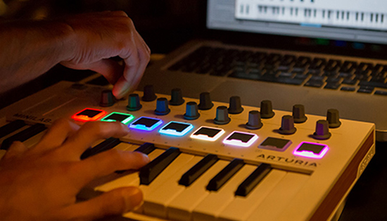 arturia_minilab_mkii-rgb.jpg
