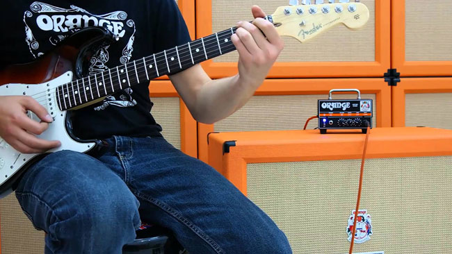 orange-micro-dark-guitar-amplifi.jpg