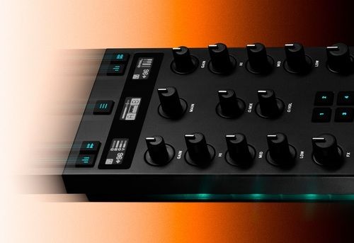 NATIVE INSTRUMENTS TRAKTOR KONTROL Z1 MK2.jpg 1463.jpg