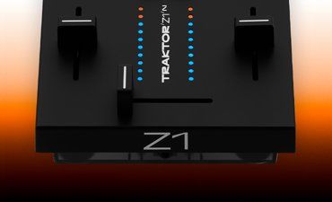 NATIVE INSTRUMENTS TRAKTOR KONTROL Z1 MK2.jpg 1455.jpg