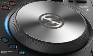 NATIVE INSTRUMENTS TRAKTOR KONTROL S4 MK3.jpg 1399.jpg