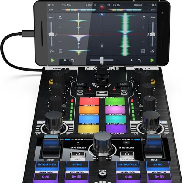 DJ контроллер RELOOP Mixtour Pro.jpg 1657.jpg