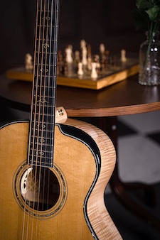 Копия acoustic-guitar-cort-gold-passion-natural-with-case-3_1400x.jpg