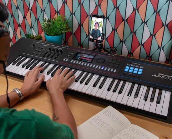 ROLAND JUNO-D6.jpg 1612.jpg