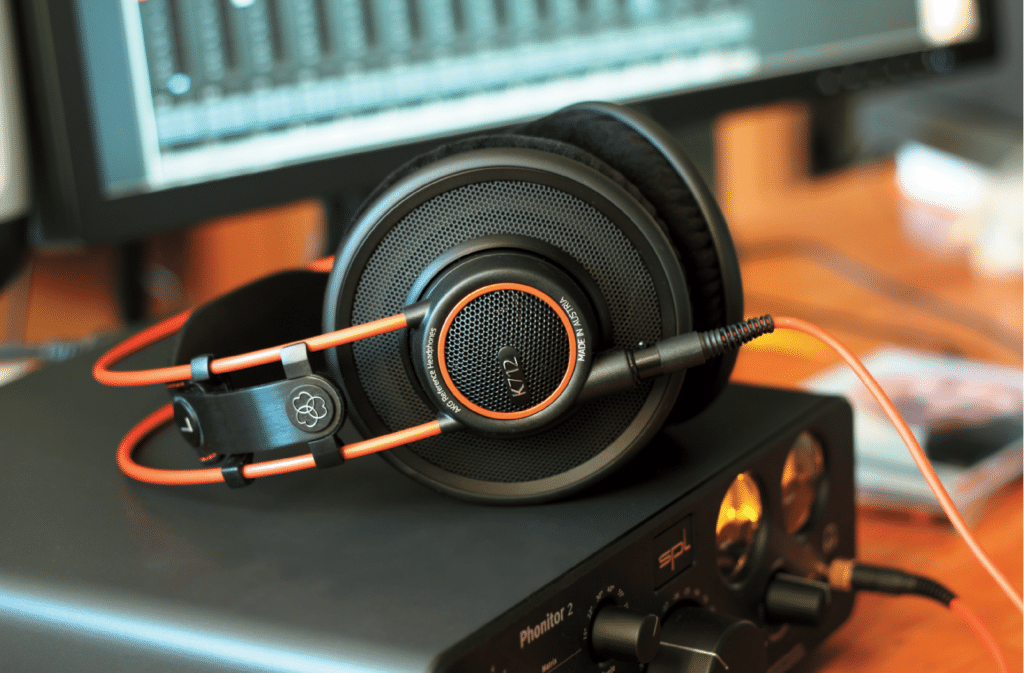 AKG-K612-PRO-K712-PRO-.png