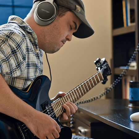 BEHRINGER HA-40R.png 13.png