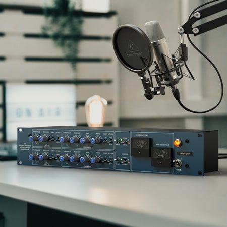 BEHRINGER 369.jpg 1661.jpg
