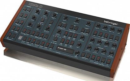 Синтезатор BEHRINGER UB-Xa D