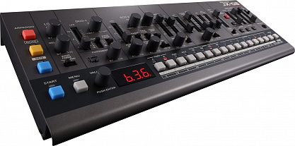 Синтезатор ROLAND JX-08