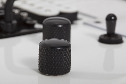 SCHECTER SUN VALLEY SUPER SHREDDER PT-FR MWHT