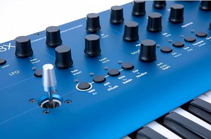 Синтезатор Modal Cobalt8X