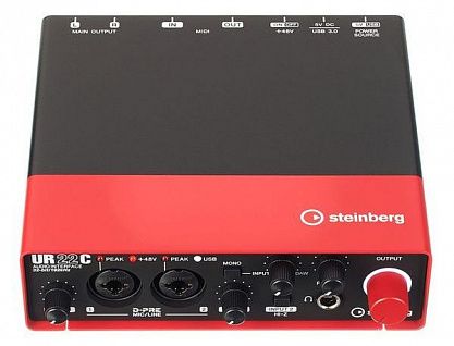 USB аудио интерфейс Steinberg UR22C Red