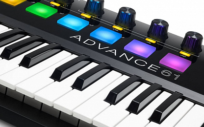 MIDI Клавиатура AKAI PRO ADVANCE 61