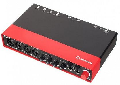 USB аудио интерфейс Steinberg UR44C Red