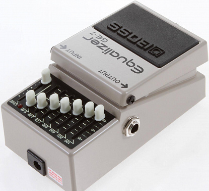 ГИТАРНЫЙ ЭФФЕКТ BOSS GE-7
