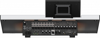Цифровой микшер BEHRINGER WING