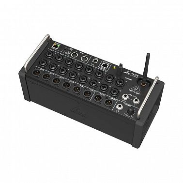 Цифровой микшер BEHRINGER XR18
