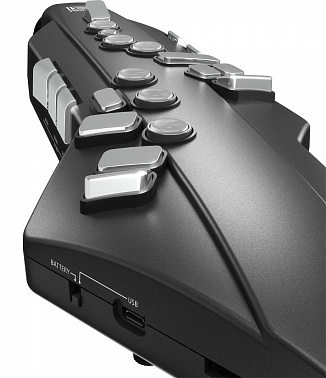 Электронный саксофон ROLAND AE-05