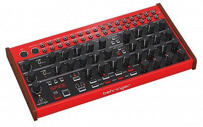 Синтезатор BEHRINGER SPICE