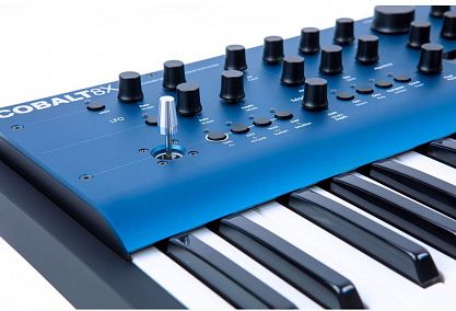 Синтезатор Modal Cobalt8X
