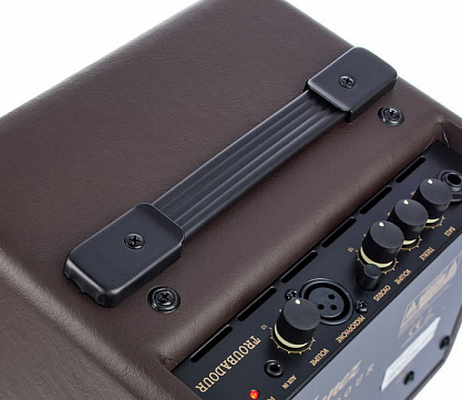 Гитарный комбо IBANEZ T15II TROUBADOUR