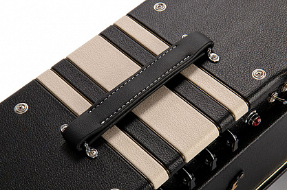 Гитарный усилитель CORT CMV15H-EU