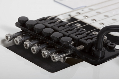 SCHECTER SUN VALLEY SUPER SHREDDER PT-FR MWHT