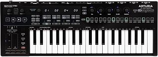 MIDI клавиатура Arturia KeyStep Pro Chroma
