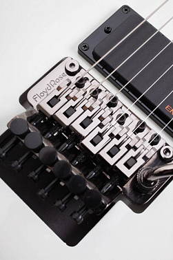 ЭЛЕКТРОГИТАРА SCHECTER HELLRAISER C-1 FR WHT