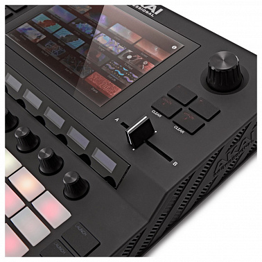 USB MIDI-контроллер AKAI PRO FORCE